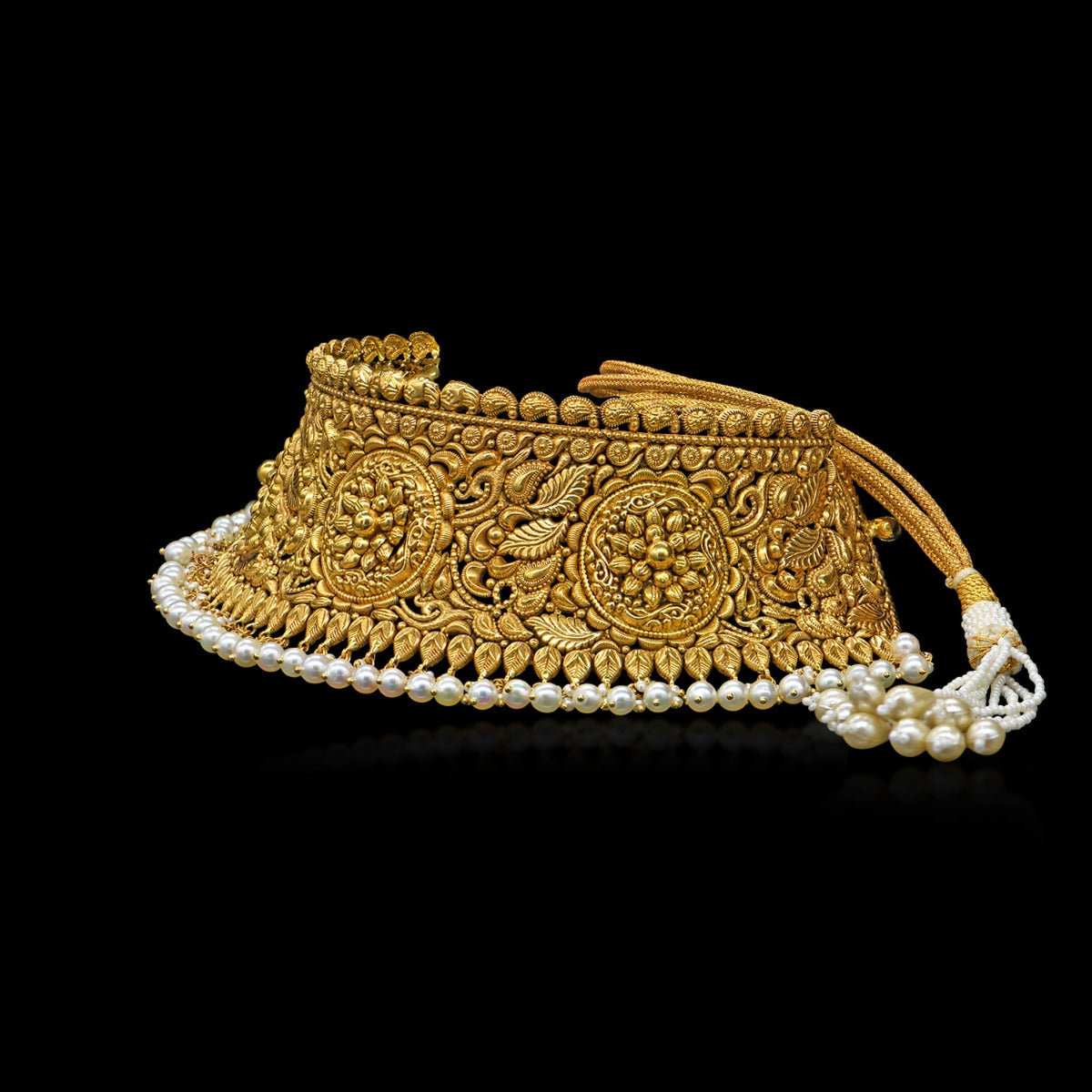 Traditional Gold Choker