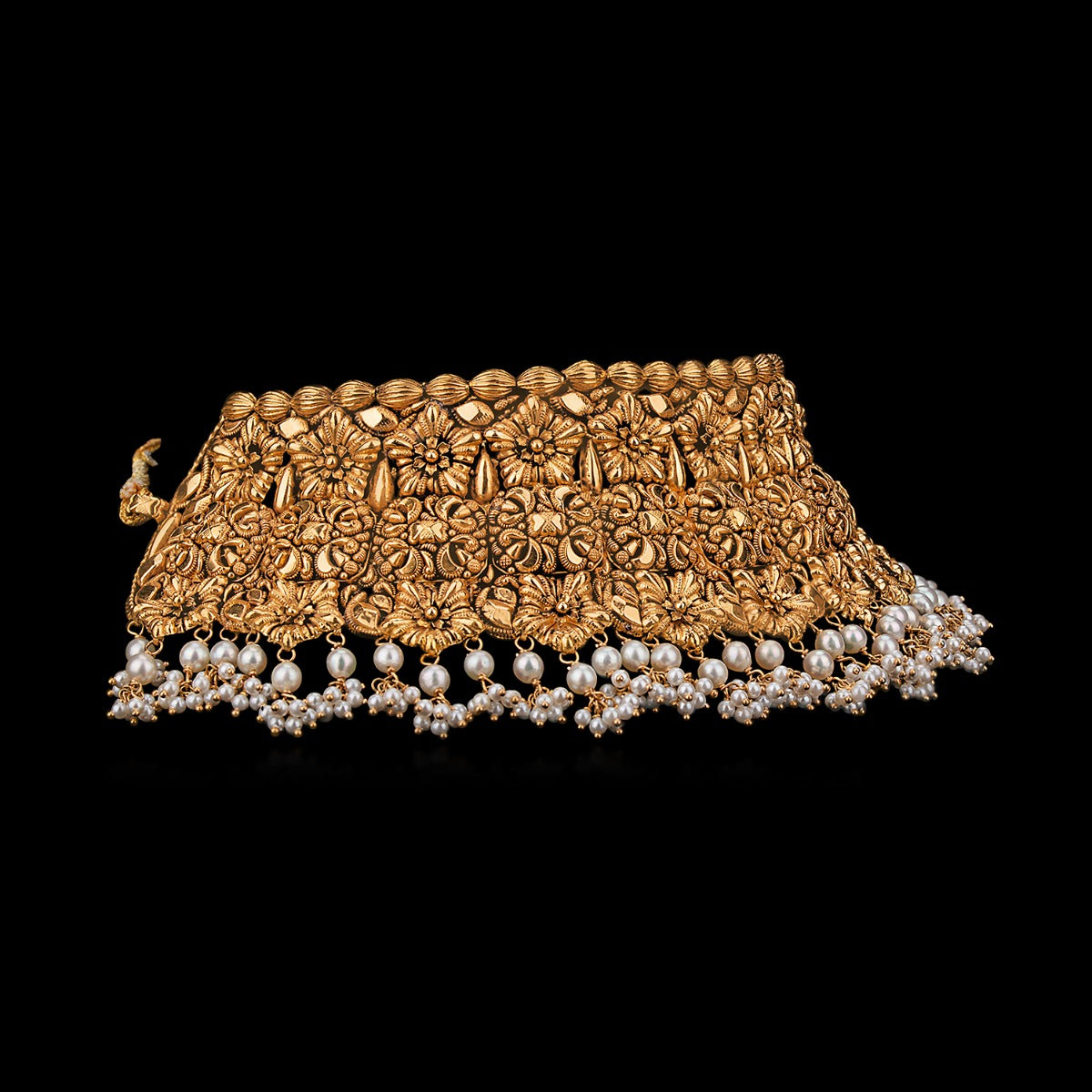Poised Motif Gold Choker Set