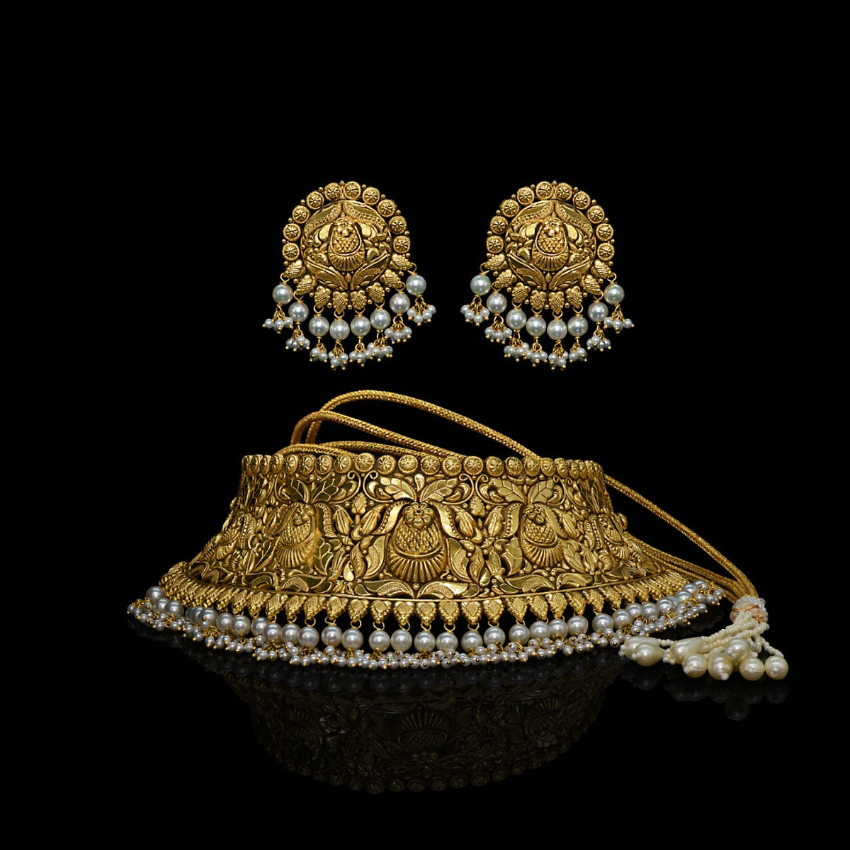 Flying Goddess Gold Choker Set