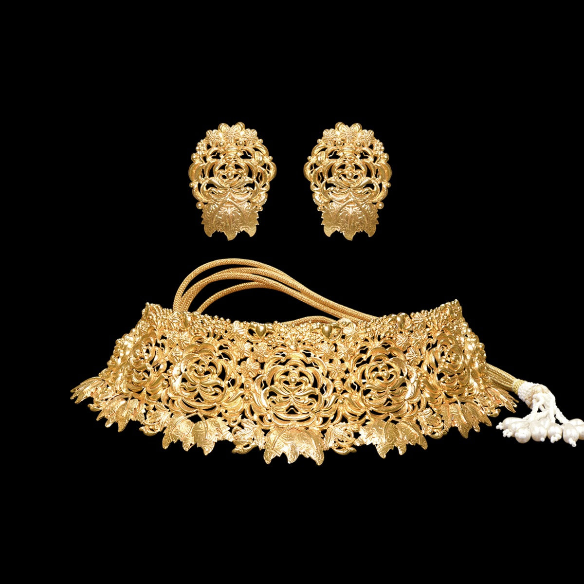 Merry Makes Gold Choker Set
