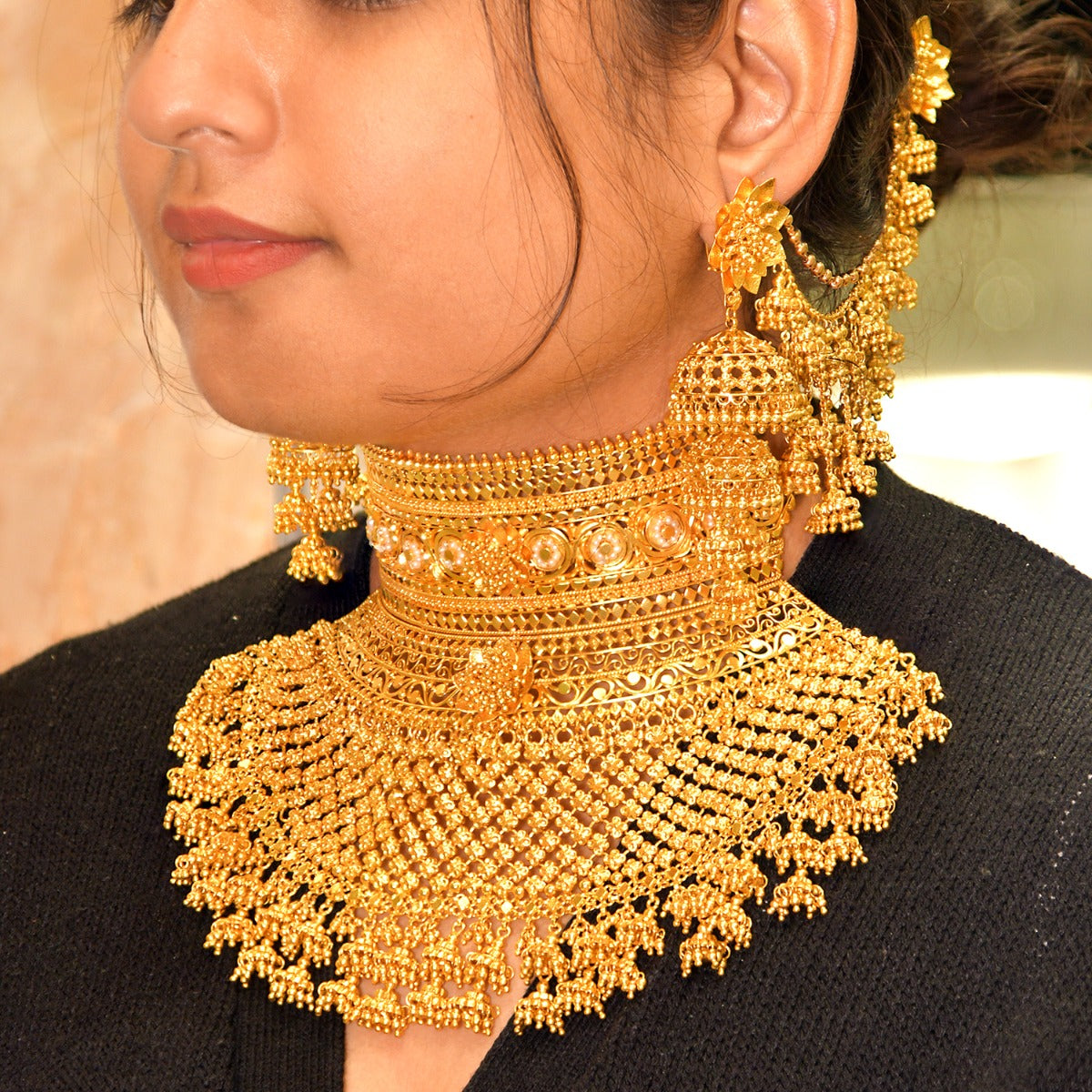 Countless Lilts Gold Adhiya Choker Set