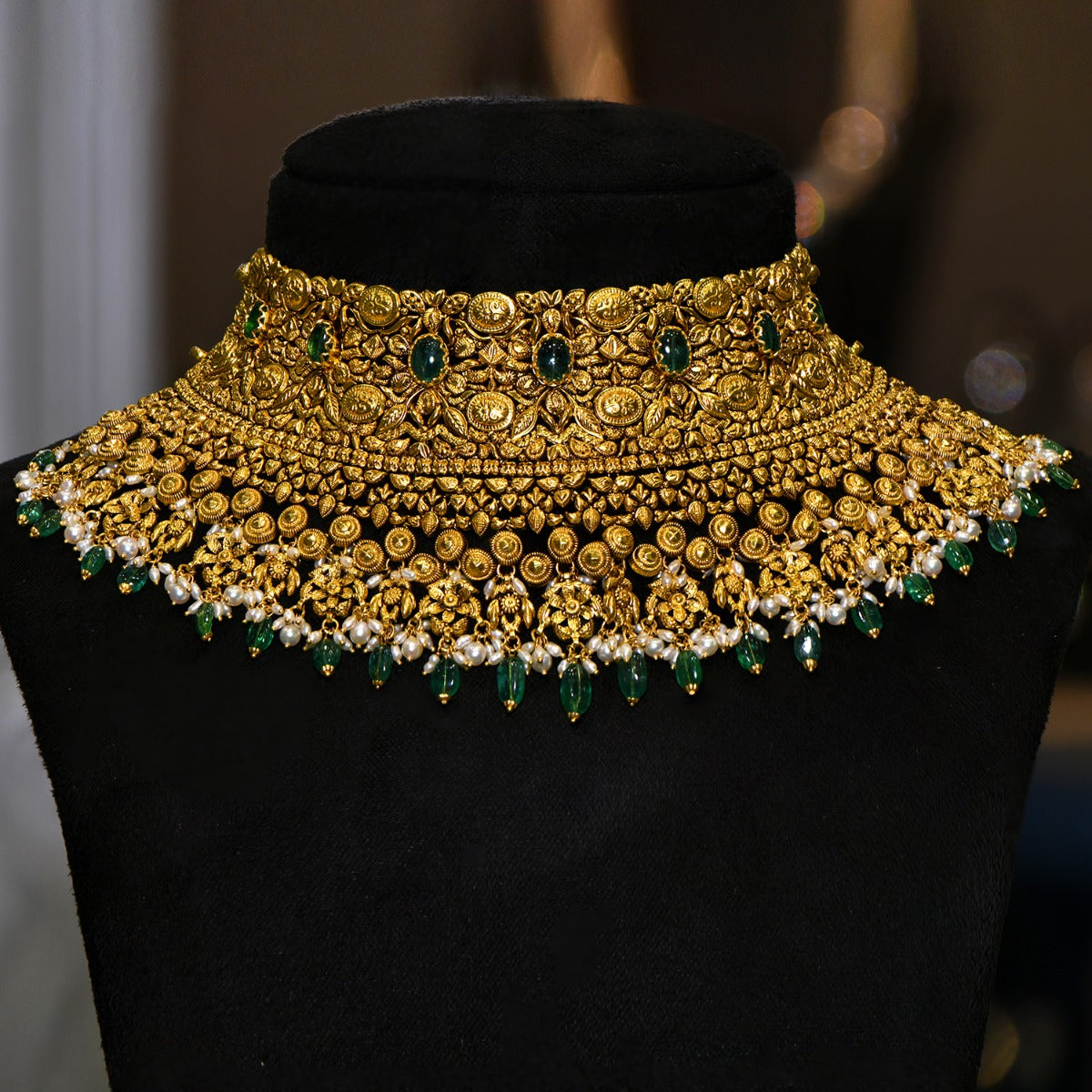 Tiny Green Knitted Gold Choker Set