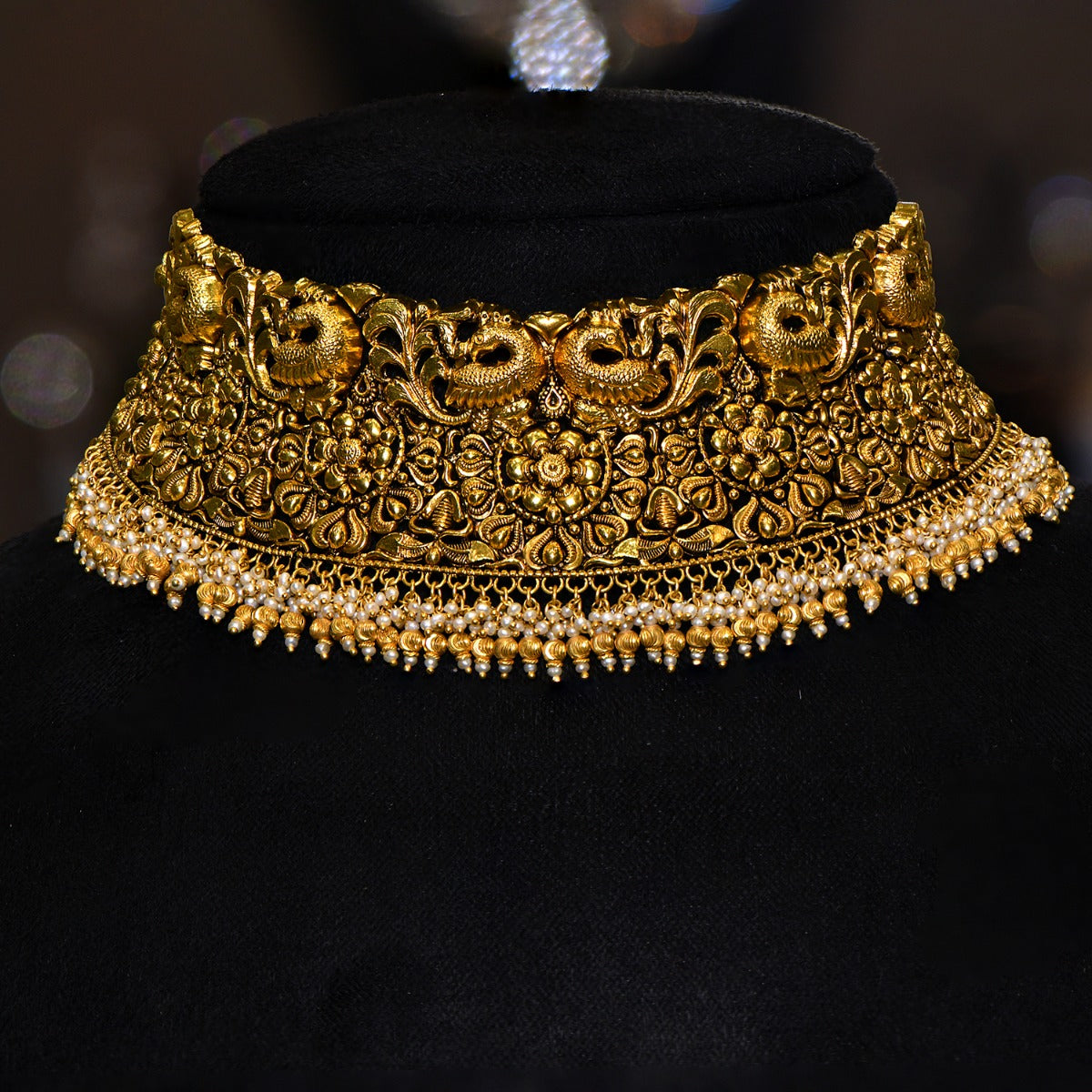 Peacock Fenced Chunky Gold Choker