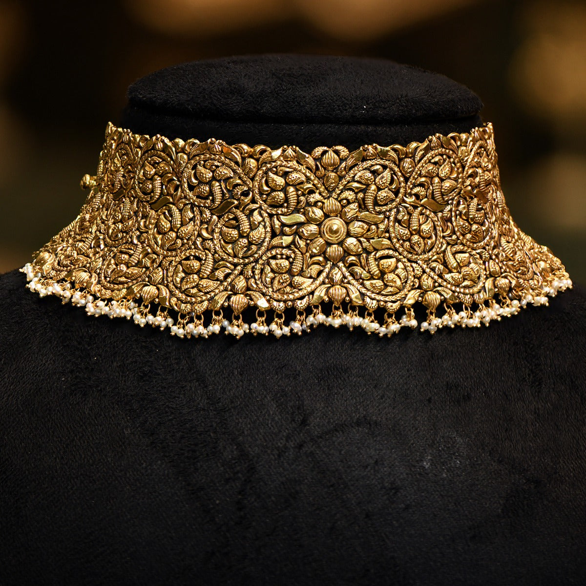 Nightingale Gold Choker Set
