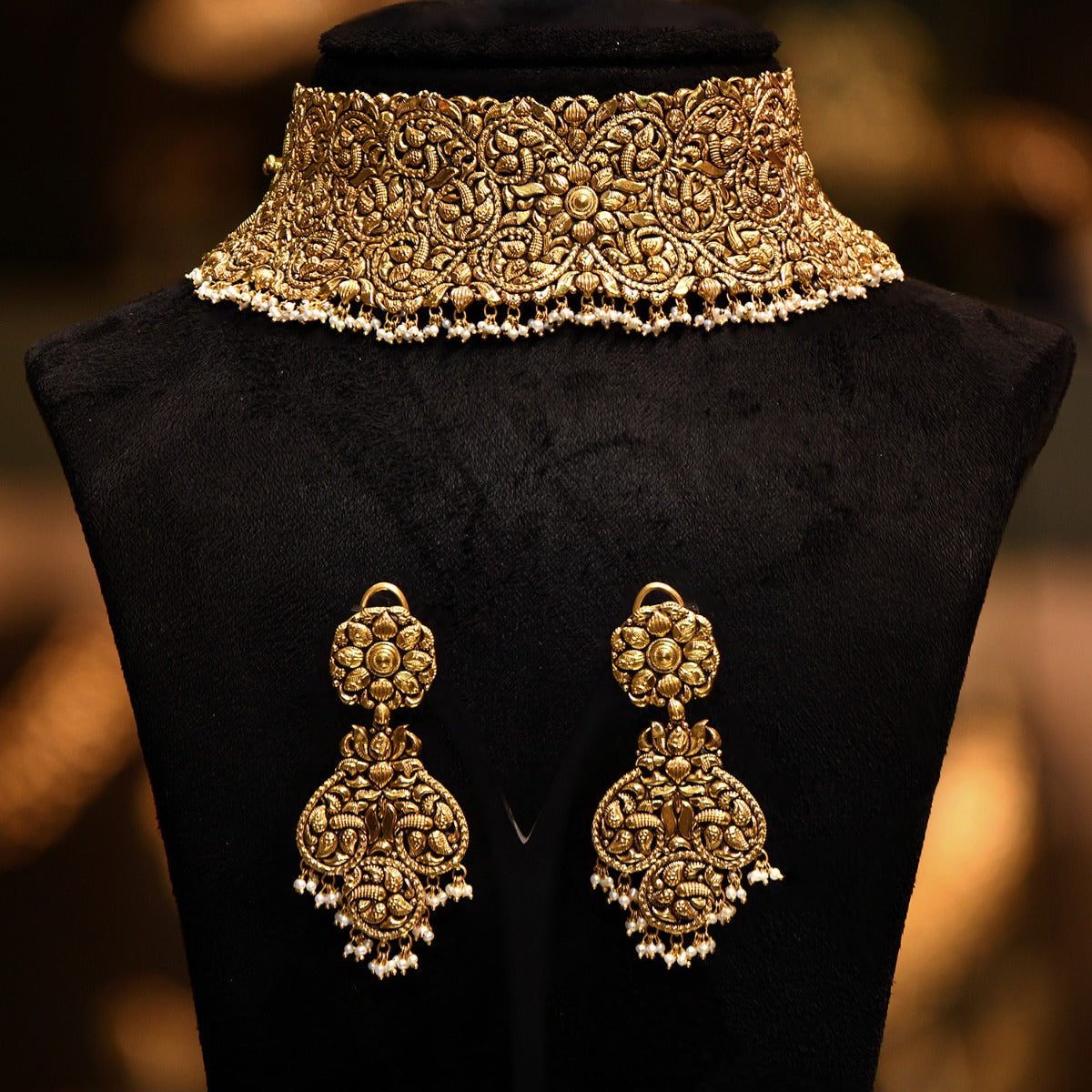 Nightingale Gold Choker Set