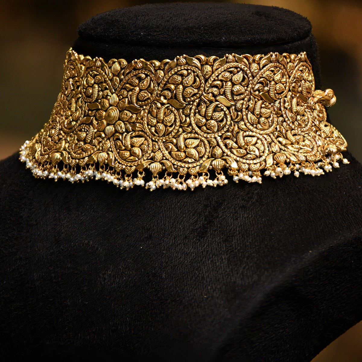 Nightingale Gold Choker