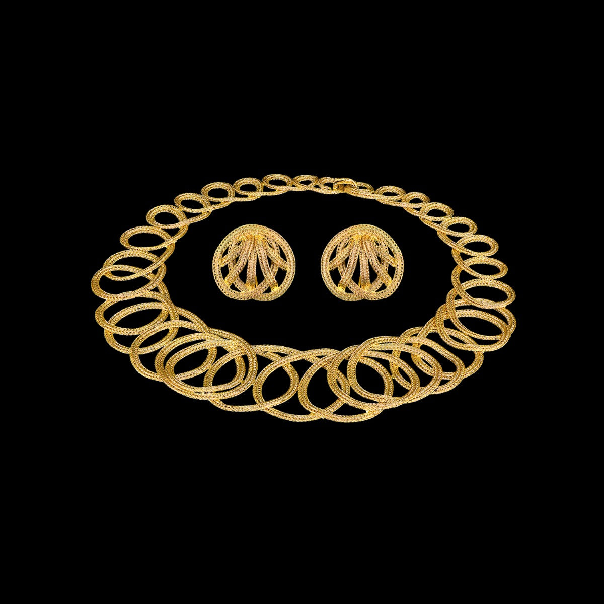 Loopy Troops Gold Necklace Set