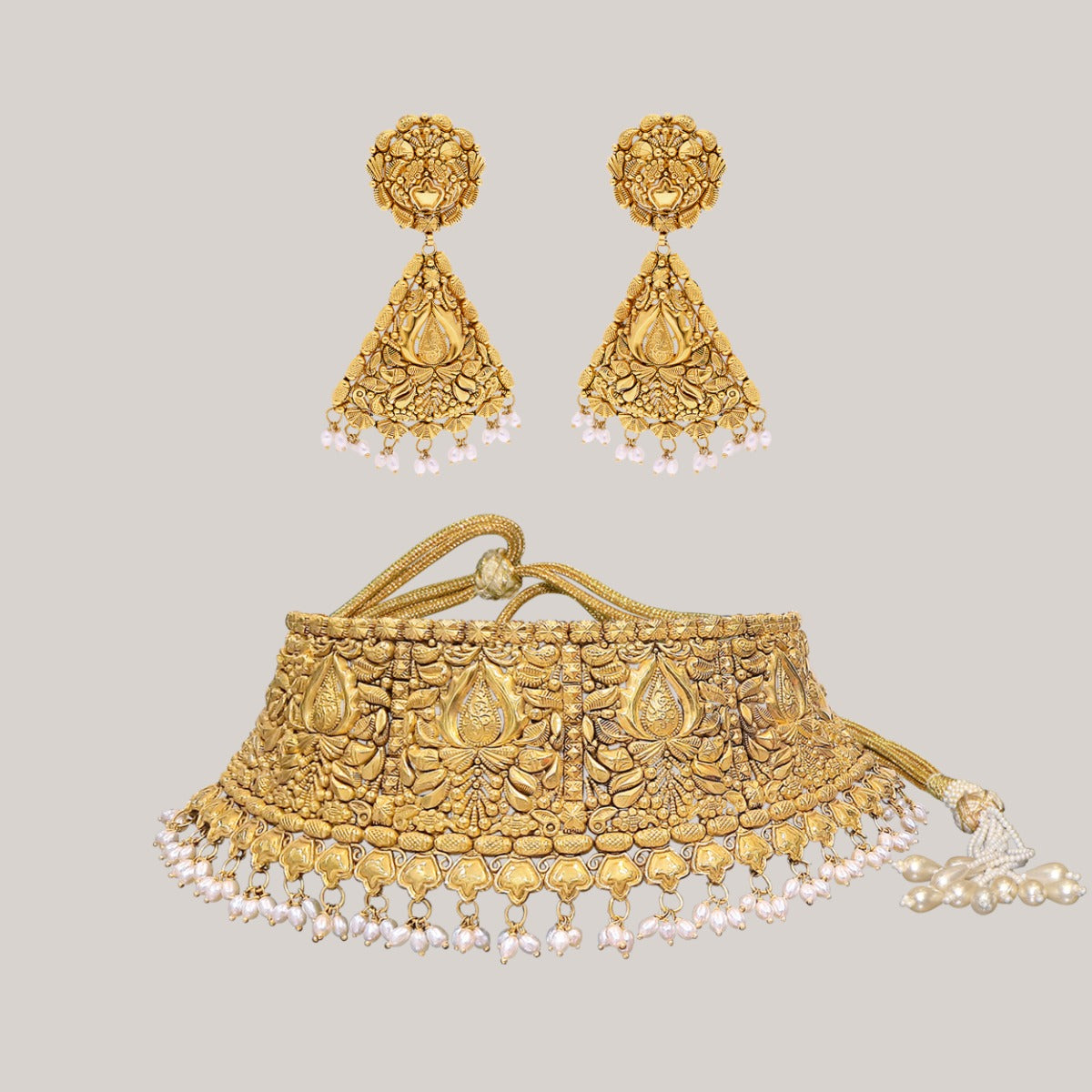 Vanya Ornate Pearls Gold Choker Set