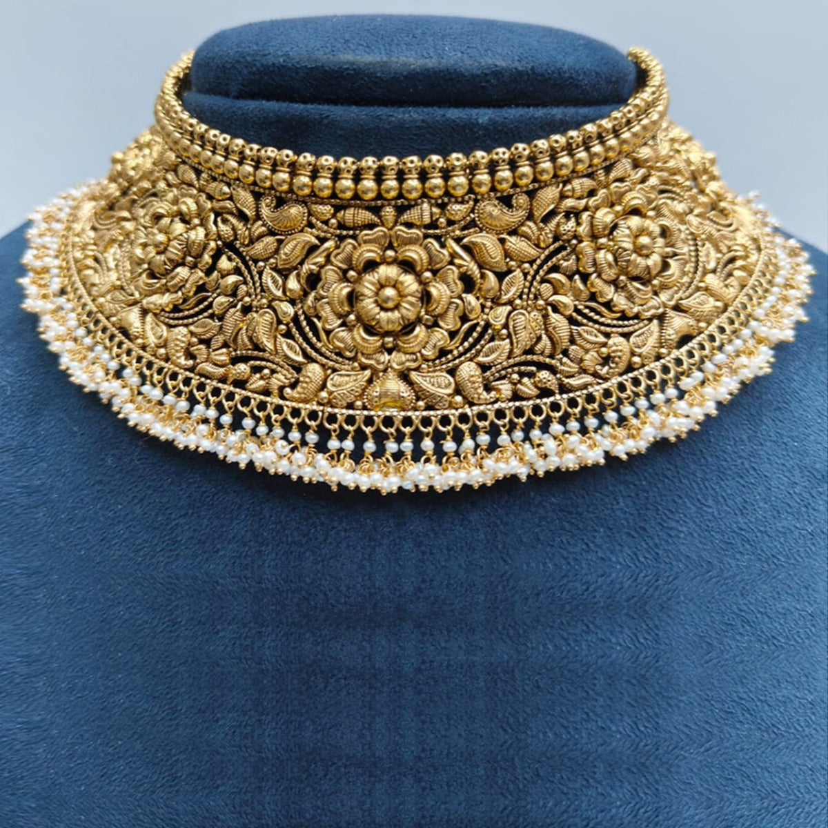 Naagra Gold Choker