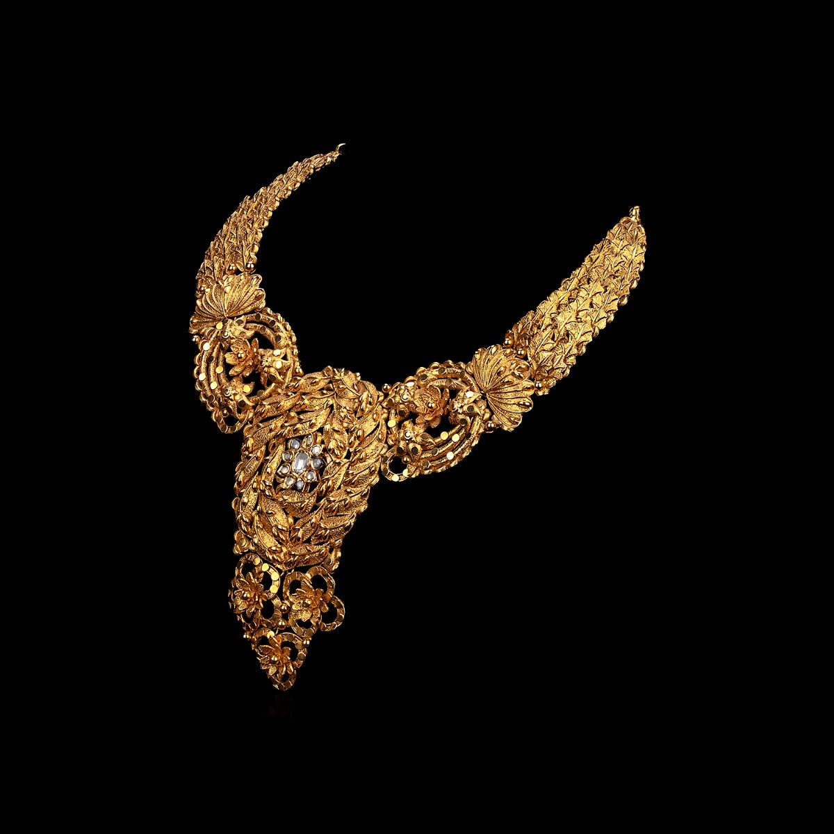 Throne Gold Necklace