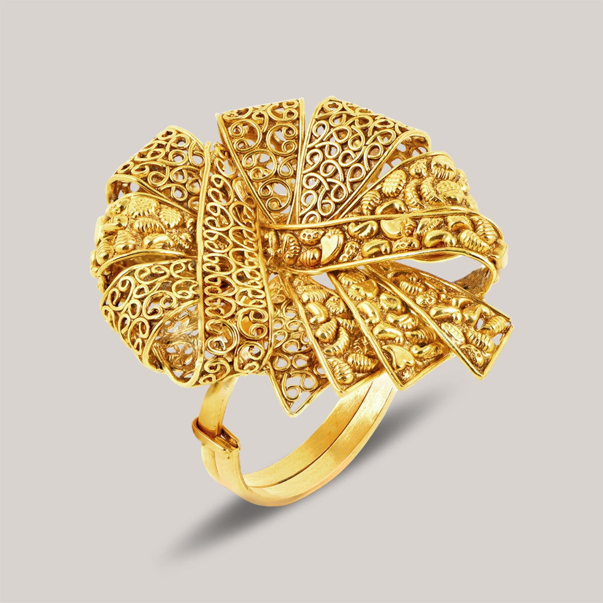 Ruban Gold Ring