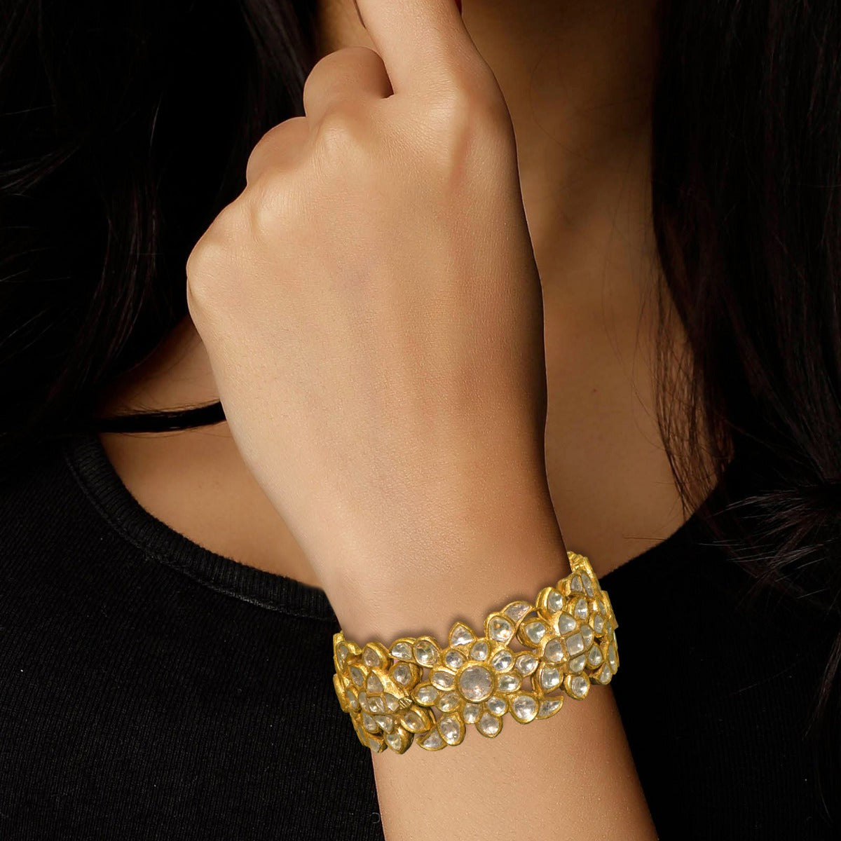 Mira Cluster Polki Bangle