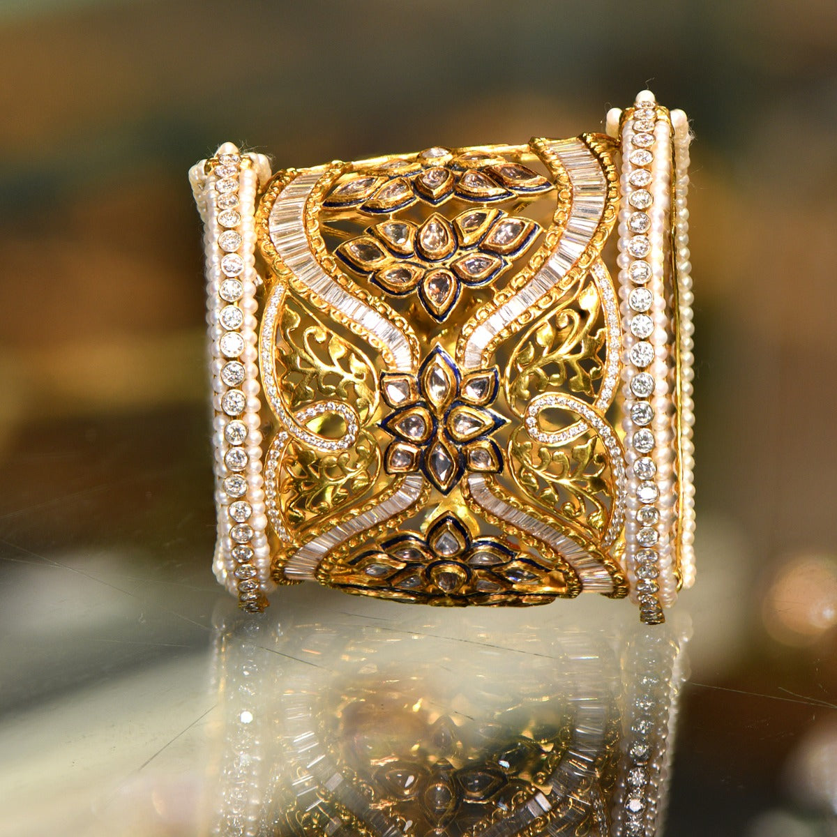 Designer Motifs Polki Bangle