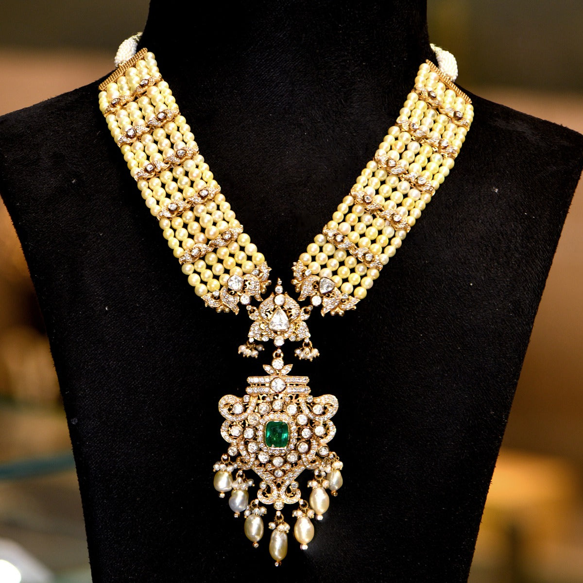Green Centred Polki Necklace
