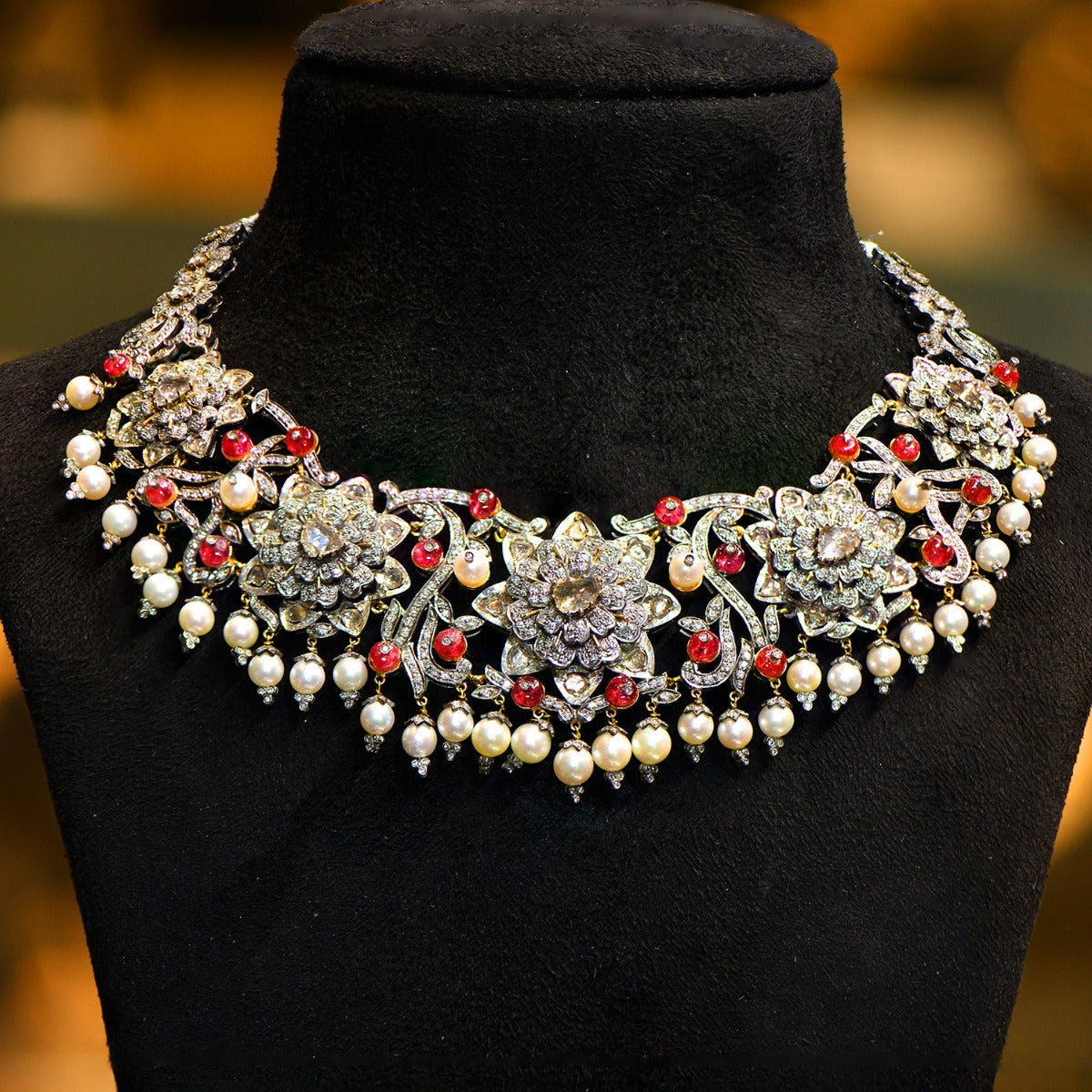Ornate Bloom Polki Necklace Set