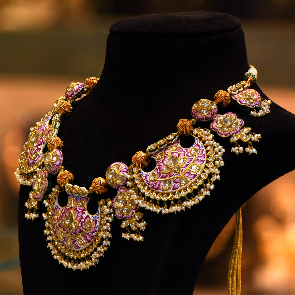 Gorgeous Paisley Polki Necklace Set