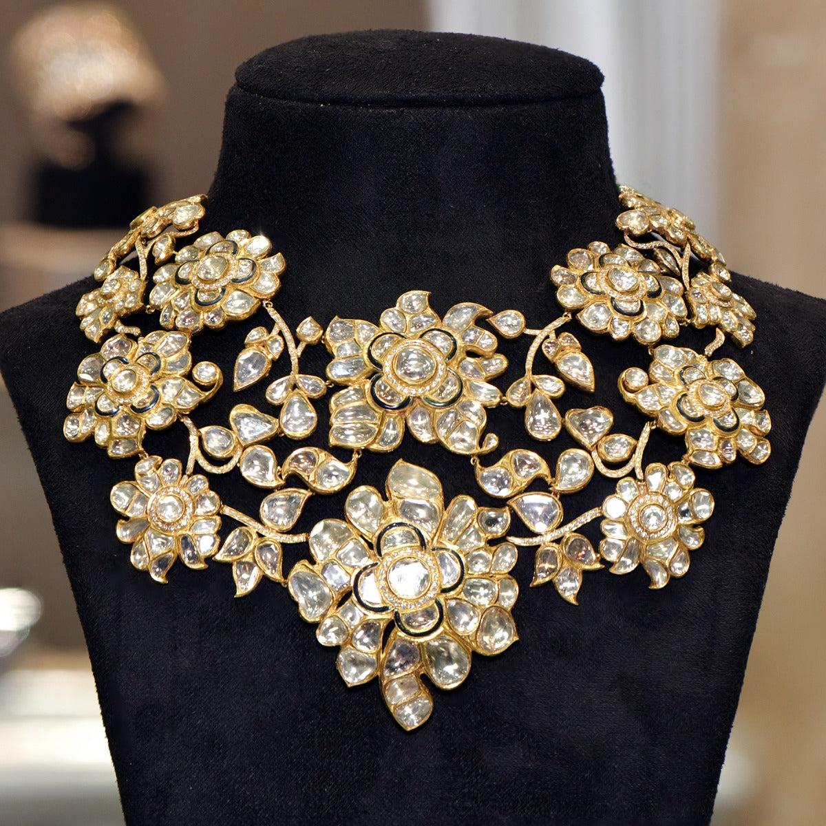 Leafy Bouquet Polki Necklace