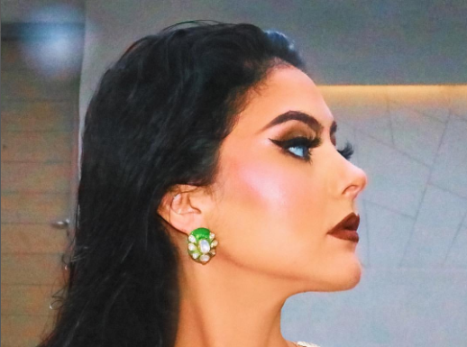 Green Gadot Earrings