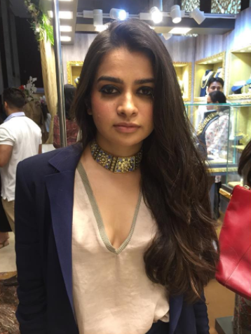 Blue Flakes Polki Choker