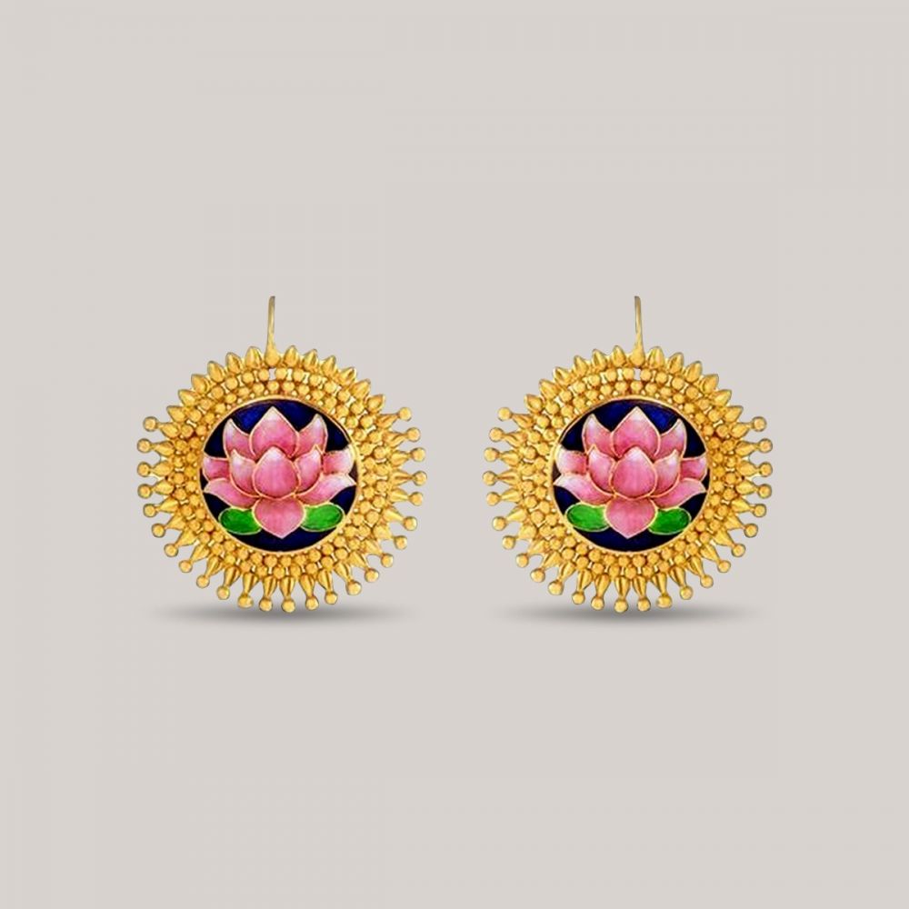 Cone Trimmed Gold Earrings